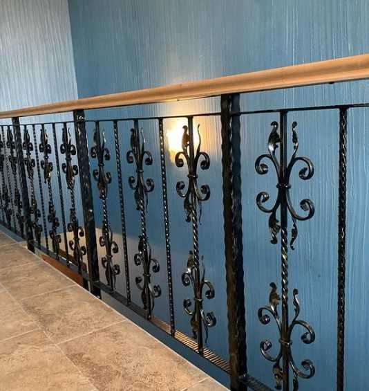 Метални парапети за тераса и стълбище, кован парапет