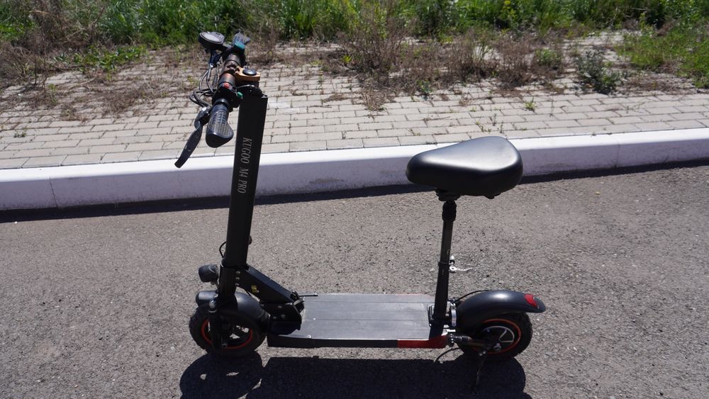 Самокат Kugo M4 Pro