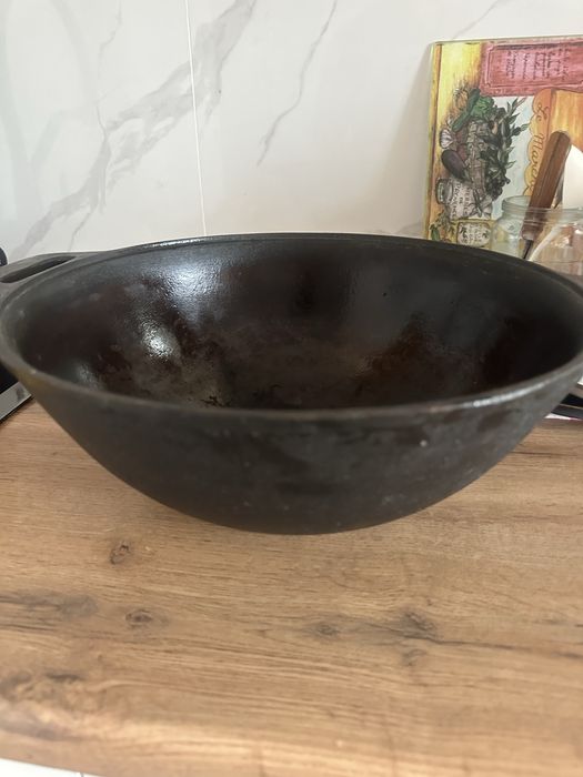 Чугунный казан прода