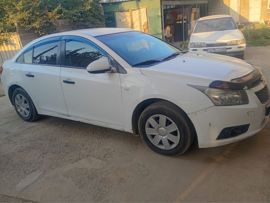 Chevrolet cruze 2011