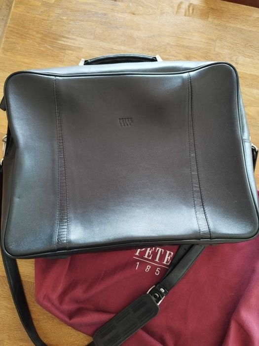 Бизнес куфар Petek телешка кожа нов