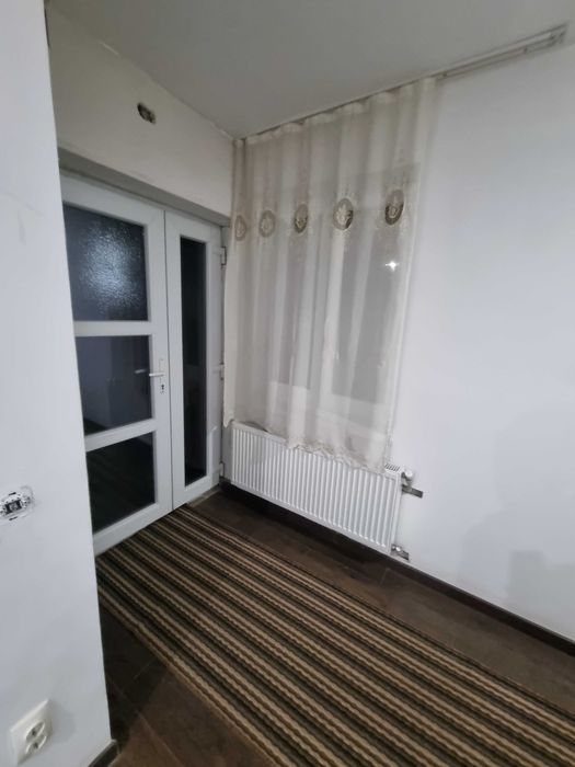 Casă cu Panouri Fotovoltaice si Teren 670 mp