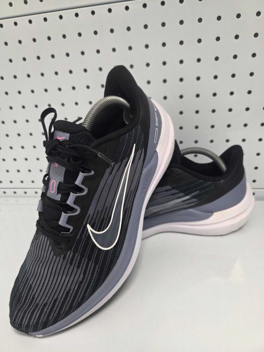 Оригинални мъжки маратонки- Nike Air Winflo 9