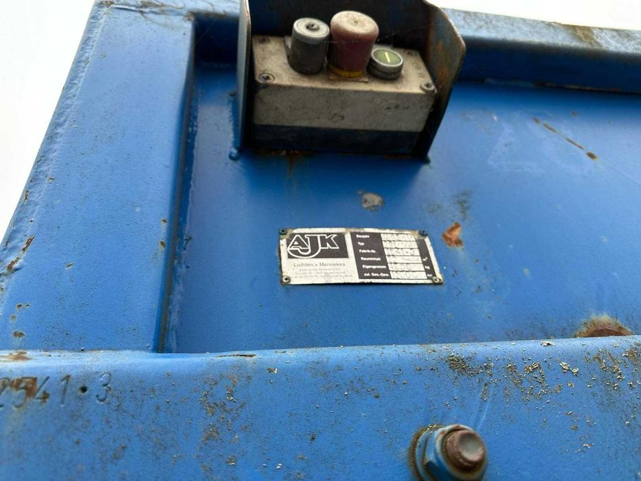 Presa Mobila Hartie LUDDEN&MENNEKES 22