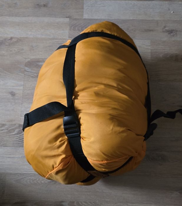 Sac de dormit Kapella – 210 cm, camping/drumeții, stare bună   Preț: 150 lei (negociabil)