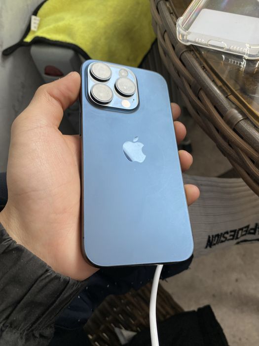 продам айфон 15 про в идеал сост