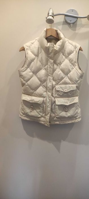 Елек с патешки пух.