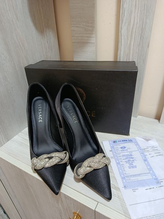 Tufli kabluk Varsace