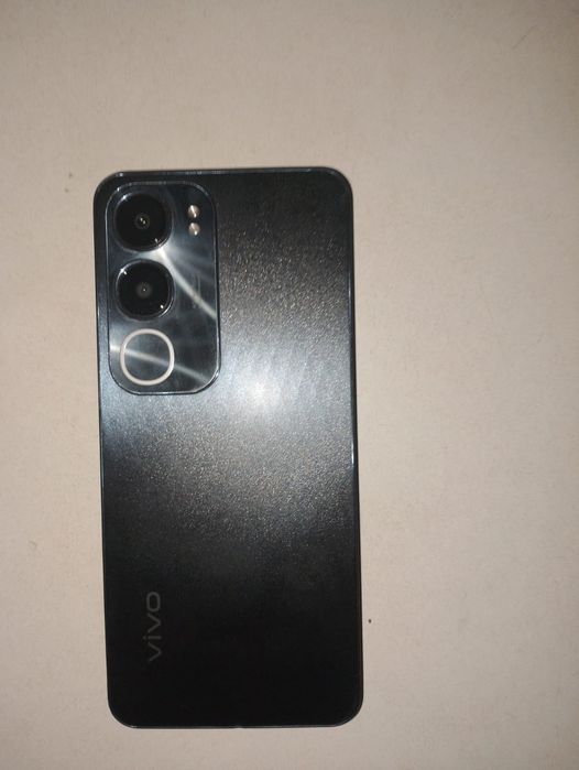 Vivo Y19 s  продам
