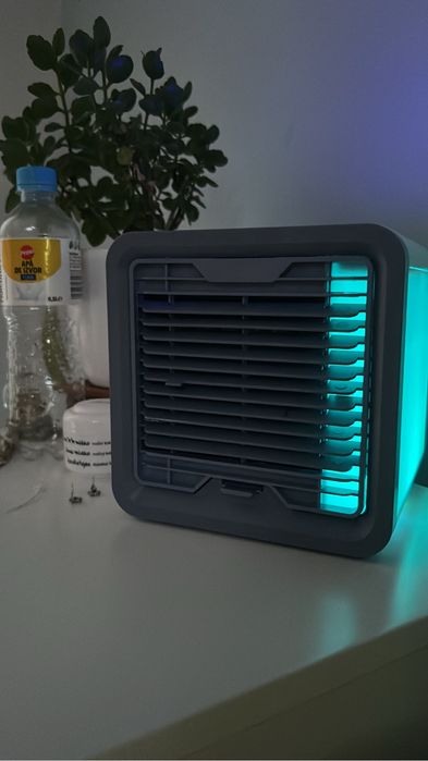 Mini aer conditionat