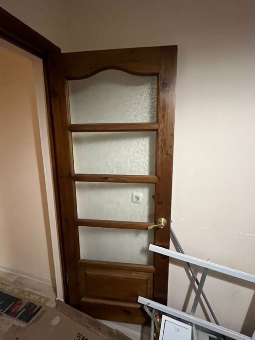 Двери деревянные