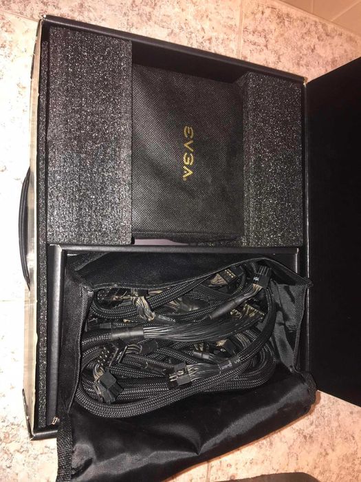 2 бр. Захранване EVGA SuperNOVA 1300 G2, 80+ GOLD 1300W, Fully Modular