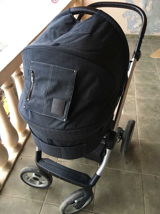 Vand carucior copii de la MUTSY