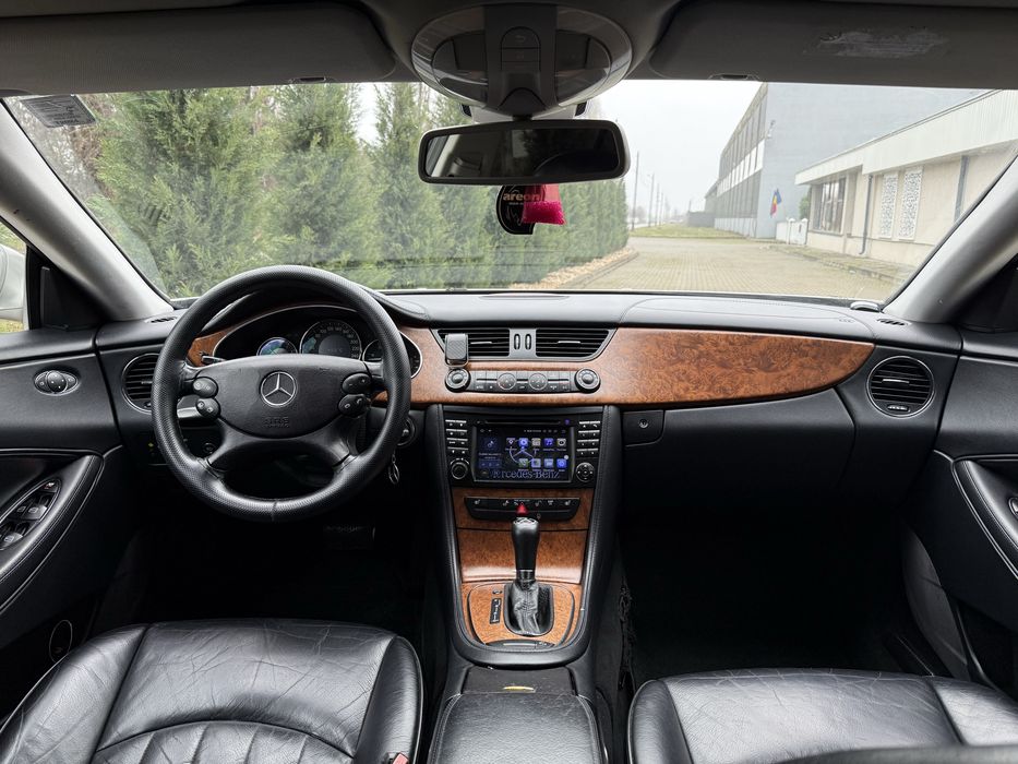 Mercedes-Benz CLS 320 Cdi V6 AMG R20 Navigatie 7G Tronic Xenon Fiscal