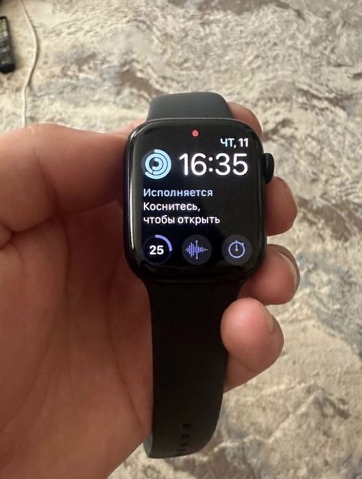 Продам Apple Watch Series 9  41 мм срочно