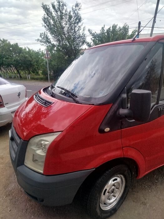 Ford tranzit sotiladi