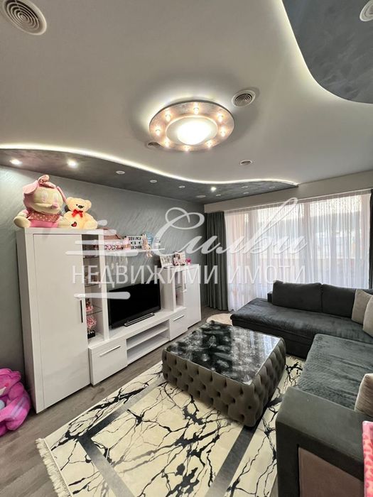 Двустаен апартамент - кв. Боян Българанов 1