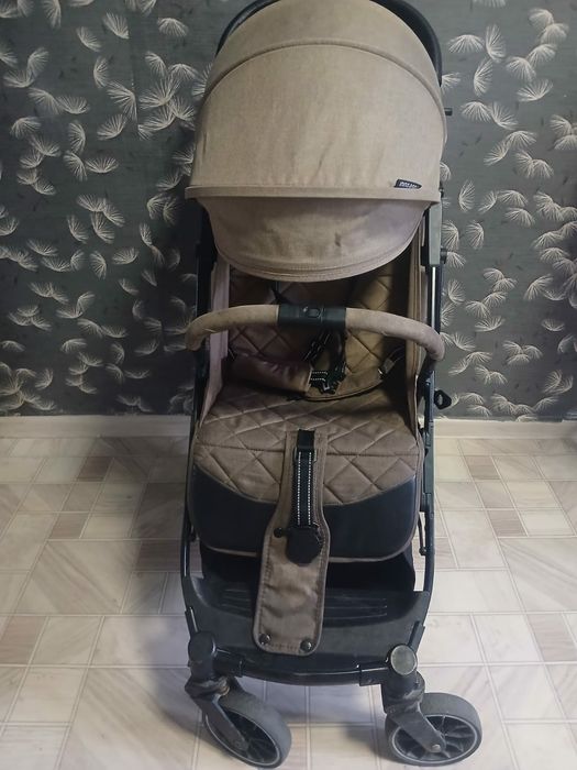 Продам детскую коляску