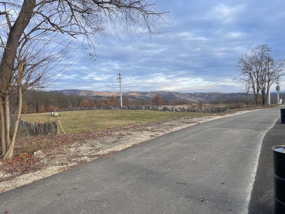 Vand teren  intravilan