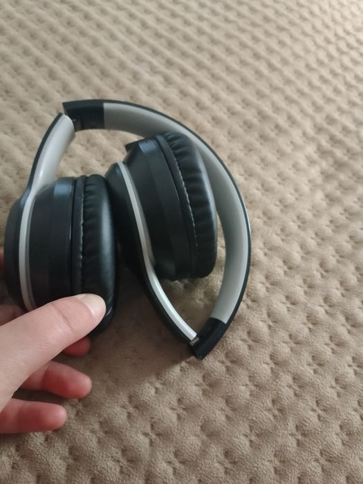 Продам  наушники