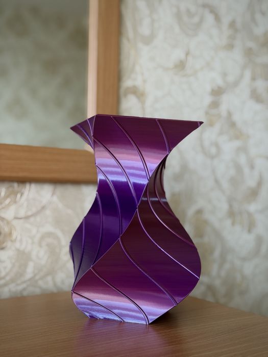 Продам декоративные вазы