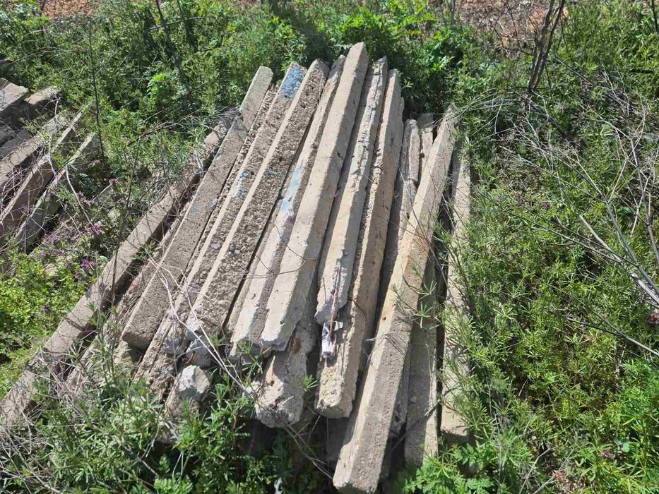 Циментови колове ( парчета )