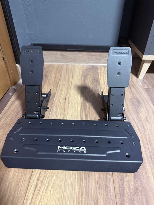 Volan gaming Moza R5 + Kit frana MOZA SR-P Lite