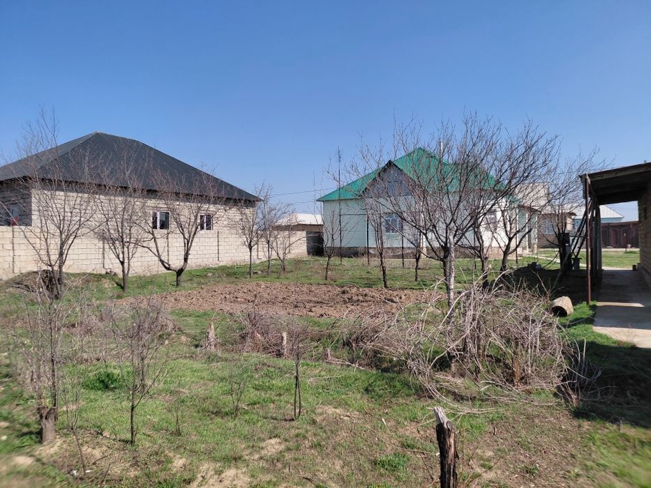 Үй сатылады.  Бадам ауылынан