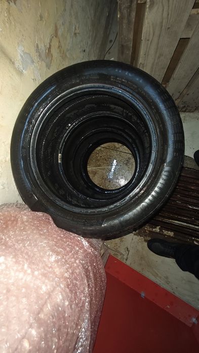 Продам комплект летних шин