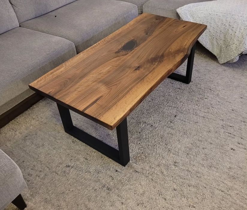 Холна маса от масив