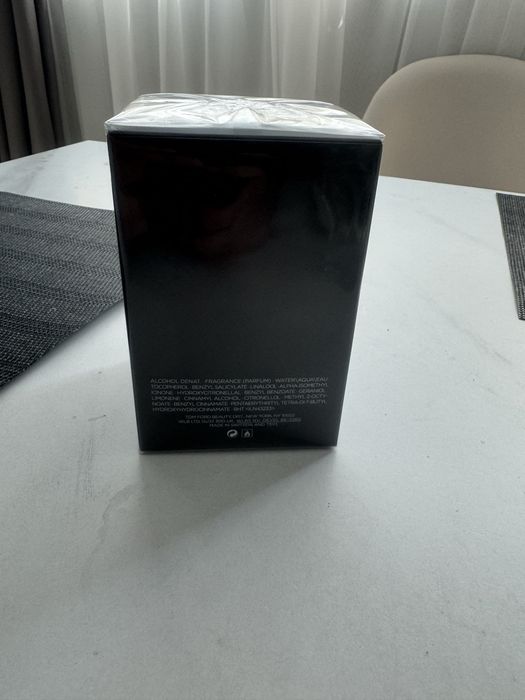 Парфюм Tom Ford Ombrè Leather