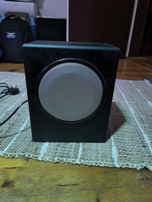 Субуфер Logitech