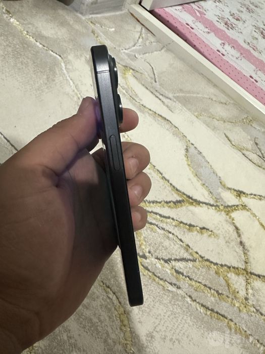Iphone 15pro holati yahwi