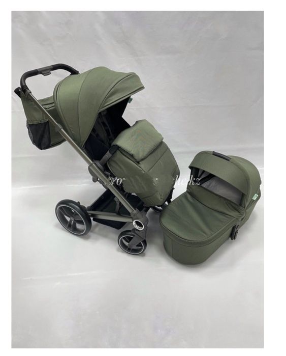 Продам коляску 2 в 1