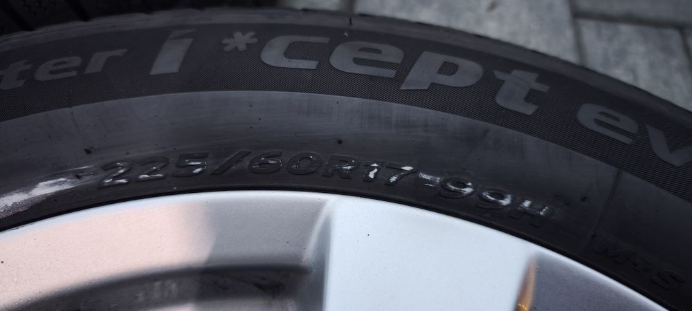 Jante aliaj Duster Qashqai x-trail Tucson Kia Sportage Sorento 225 60