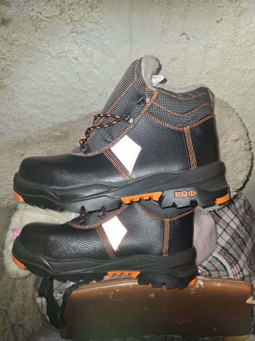 Продам ботинки мужские зимние