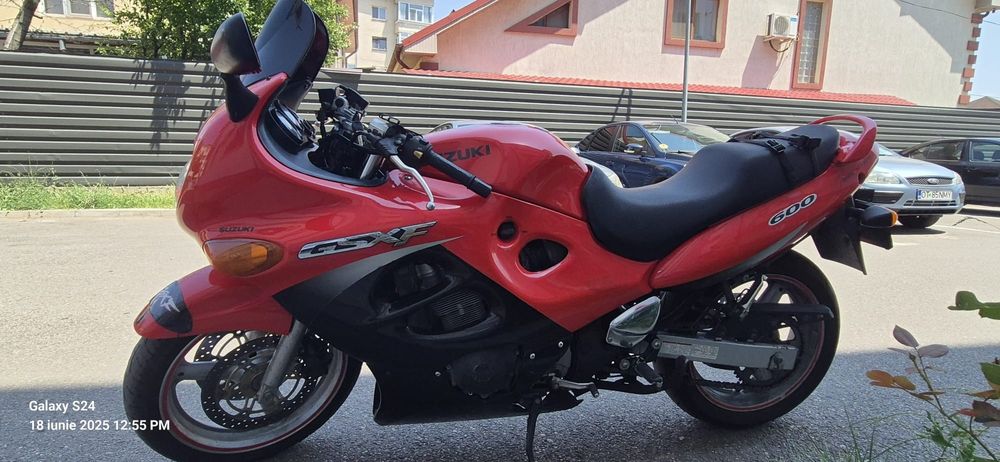 Suzuki GSX F 600 KATANA