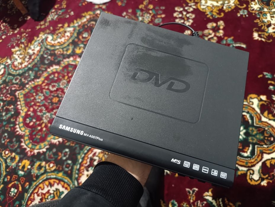 DVD Samsung Sotiladi. Двд продается.