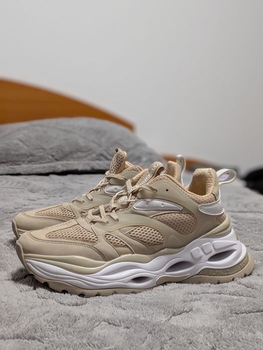Adidași BUFFALO, mărimea 42
