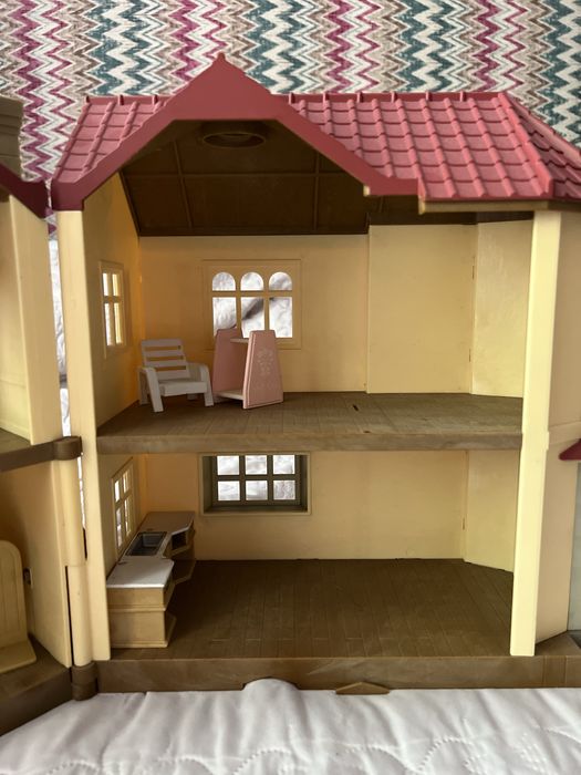 Кукольный дом Sylvanian families
