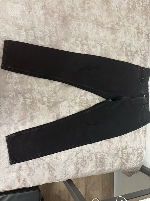 Продам черные джинсы