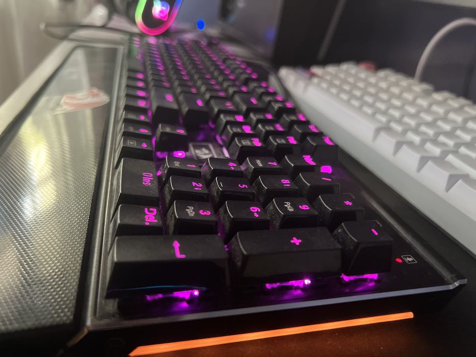 Tastatura de gaming
