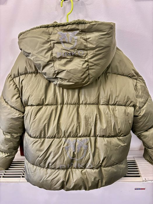 Зимно яке Pinko в много добро състояние xs- размер, но отговаря на S-M