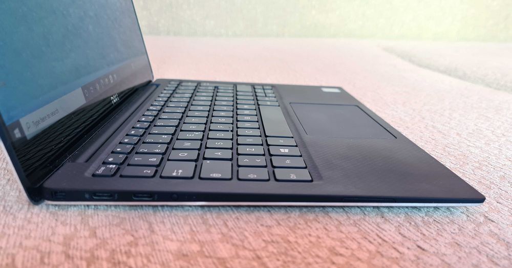 Laptop Dell XPS 9380, 13.3" Full HD, i7-8565U, 16 GB Ram, 512 GB SSD