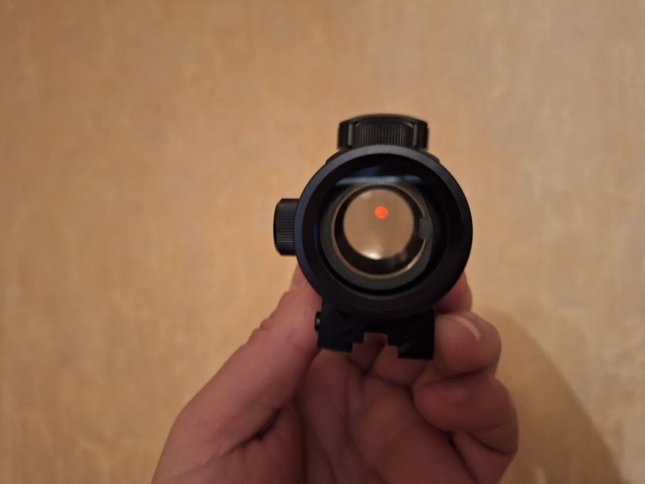 Бързомер-лазерен прицел 1×40 RD (Метален корпус)