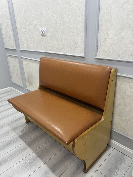 Кухонный мебель/ мини диван