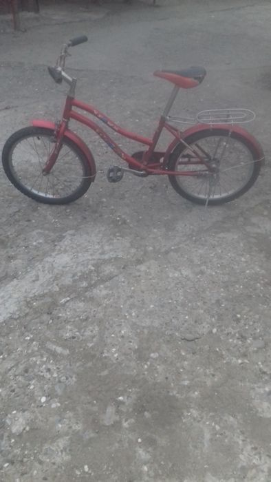 vînd bicicletă DHS