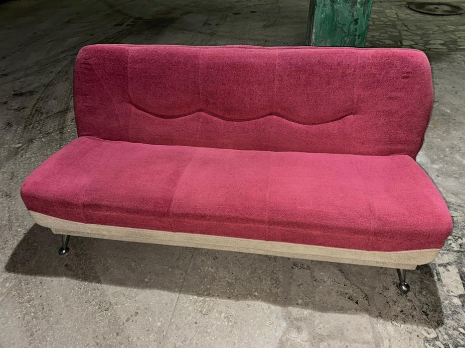 Продам диван  в отличном состоянии