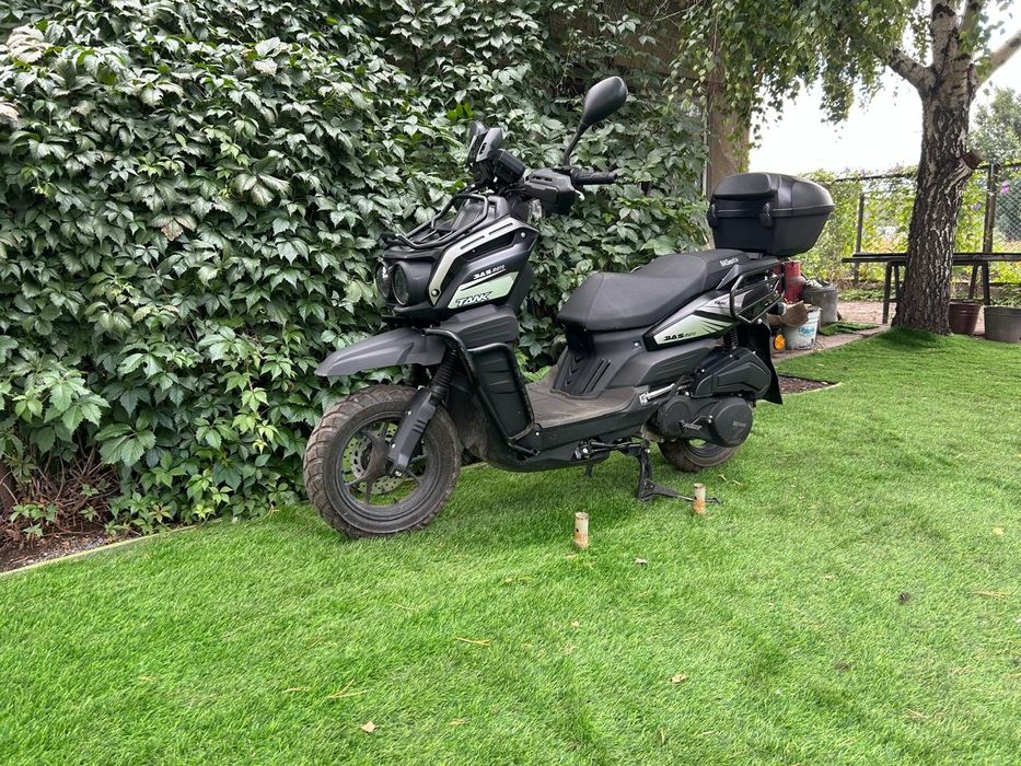 Скутер sport tank150