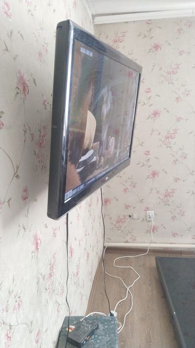 Телевизор  продам